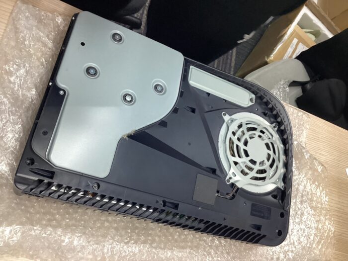 PS5の自分でできる分解方法とメンテナンス