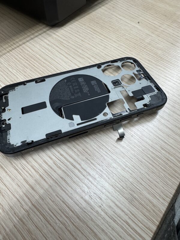 iPhone 15 Pro基板修理—当店の特長と流れを詳しくご紹介