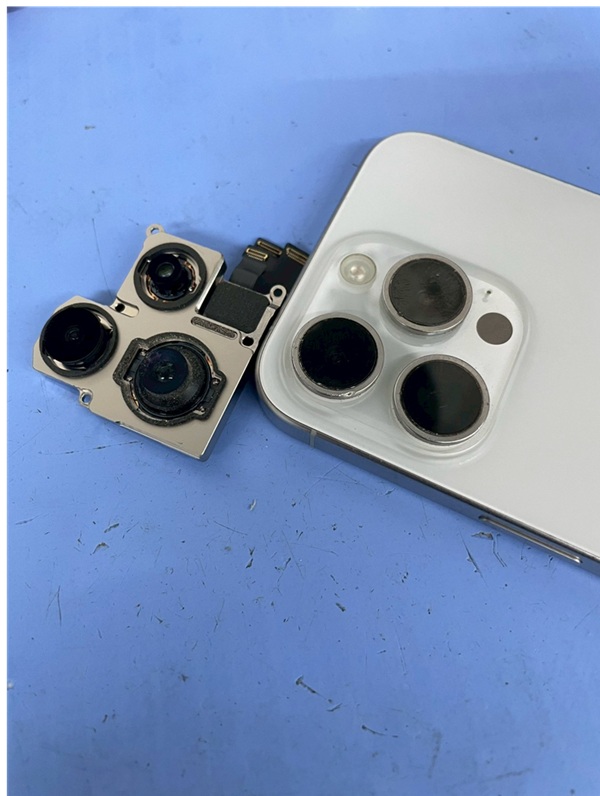 iPhone15Pro　カメラレンズ＆アウトカメラ交換